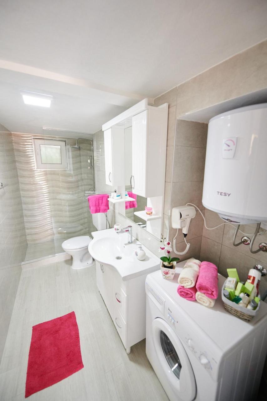 Lovely House Apartment Sarajevo Ngoại thất bức ảnh