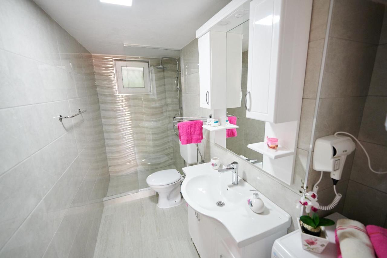 Lovely House Apartment Sarajevo Ngoại thất bức ảnh