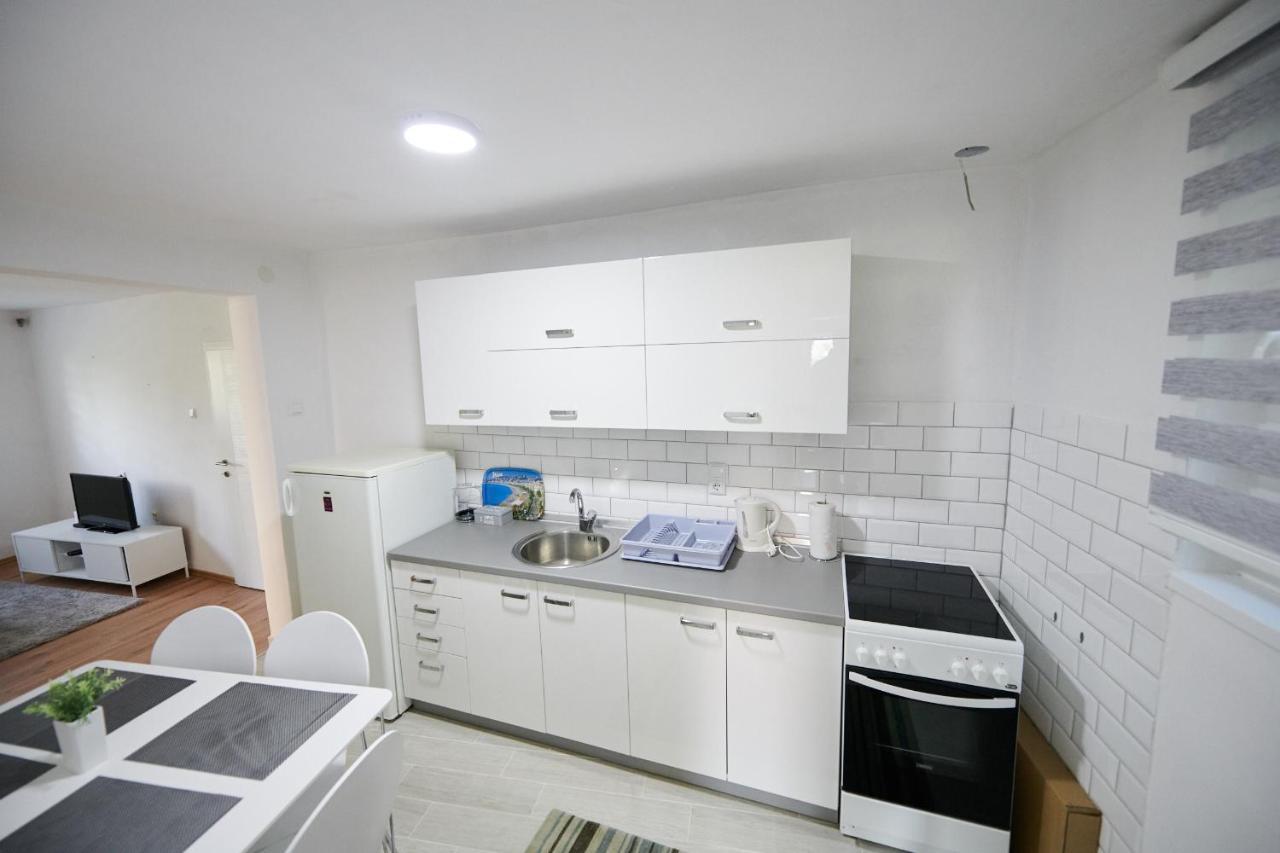 Lovely House Apartment Sarajevo Ngoại thất bức ảnh