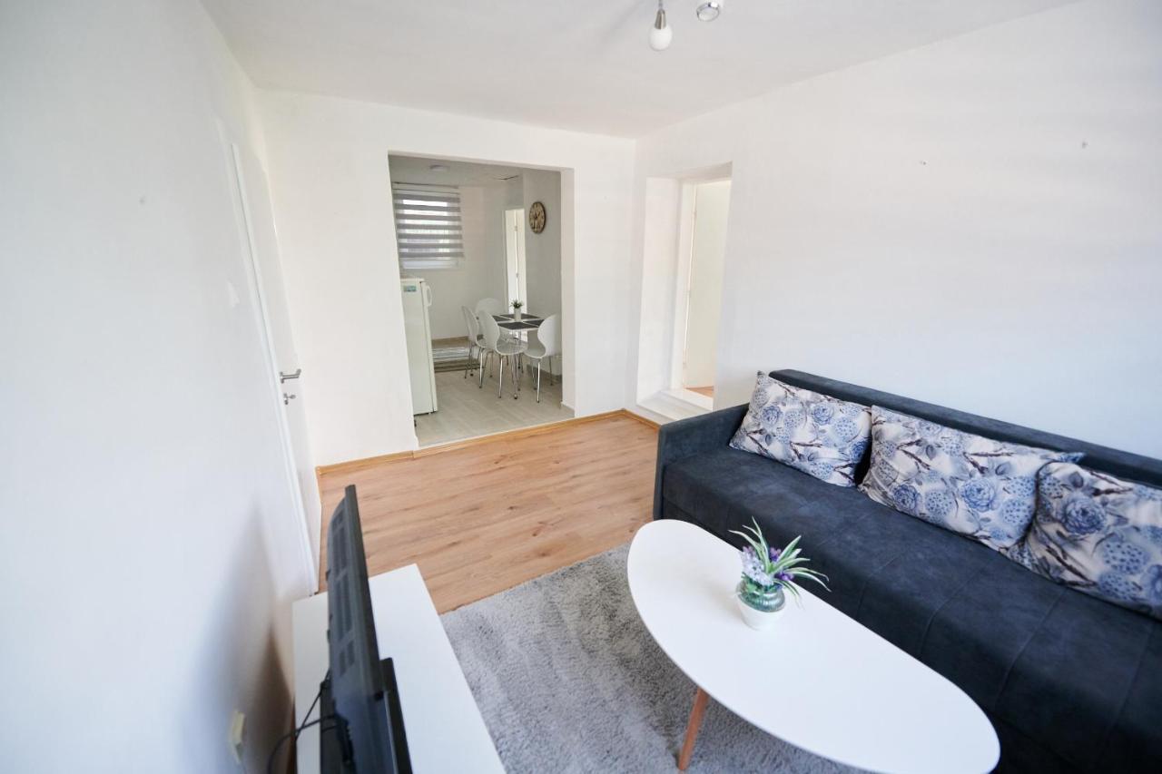Lovely House Apartment Sarajevo Ngoại thất bức ảnh
