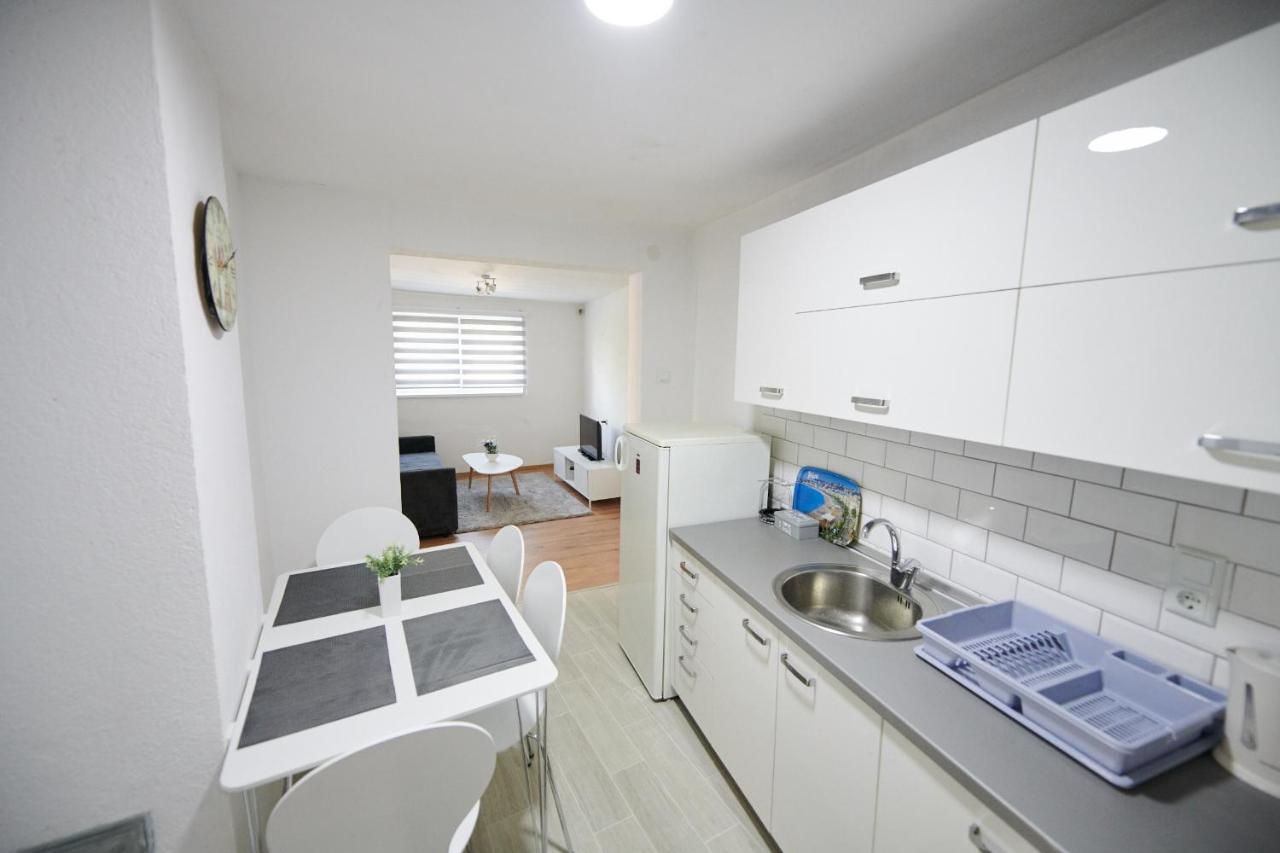 Lovely House Apartment Sarajevo Ngoại thất bức ảnh