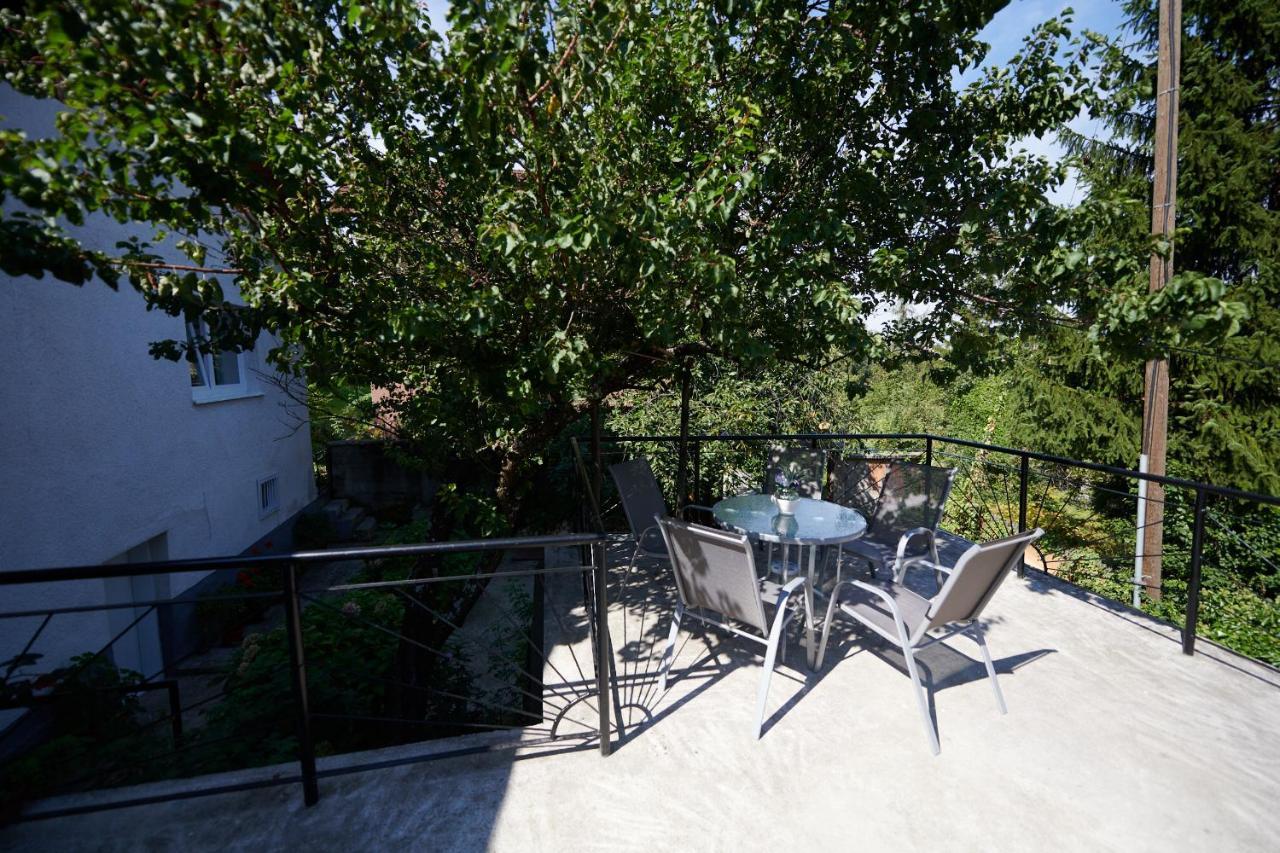 Lovely House Apartment Sarajevo Ngoại thất bức ảnh